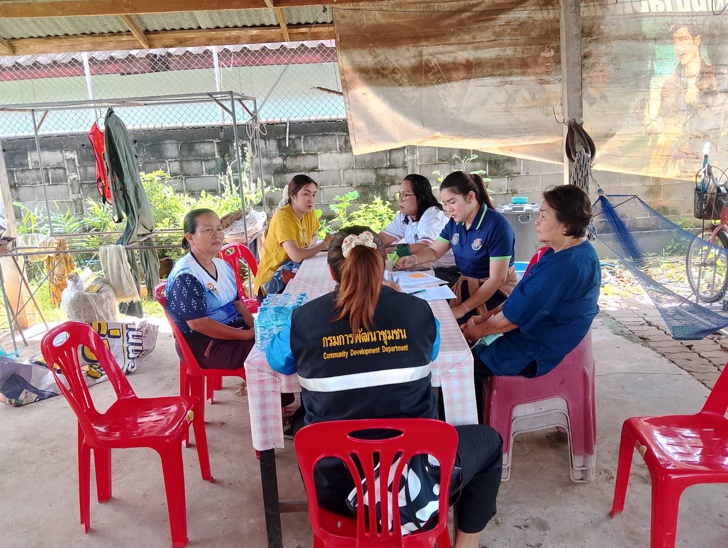 พช. ท่าบ่อ ลงพื้นที่ติดตามงานกองทุนพัฒนาบทบาทสตรี